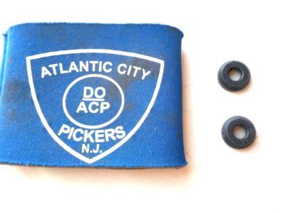 Ford F8CZ-6C518-AA Grommet F8CZ-6C518-AA Ford Grommet Product Photo 1 of 1