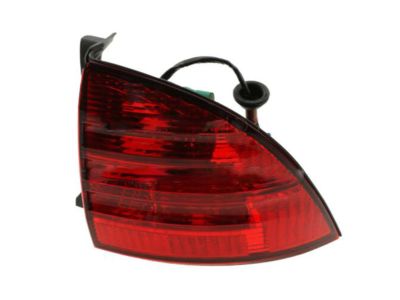 Lincoln 2W4Z-13404-AB Lamp Assembly - Rear