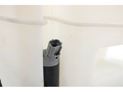 Lincoln YW4Z-17618-AA Reservoir - Windshield