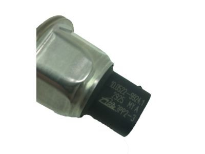 2L1Z-2B674-AA Ford Transducer - Hydraulic Pressure Product Photo 3 of 4