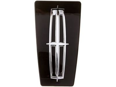 Ford 3W1Z-8213-AA Emblem, Front 3W1Z-8213-AA Ford Emblem, Front Product Photo 1 of 3