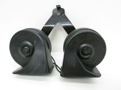 Ford FL3Z-13832-A Horn Assy