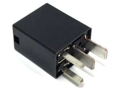 Ford 8T2Z-14N089-D Relay module